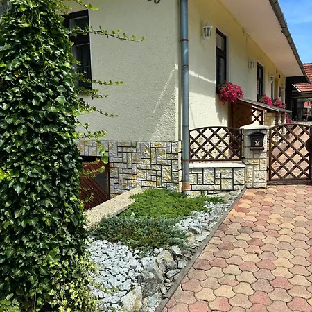 Сasa de vacaciones Pobytový Domček Studničná Komjatná