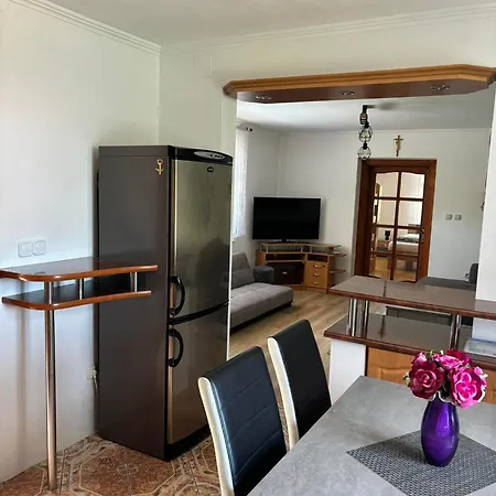 Pobytový Domček Studničná Komjatná