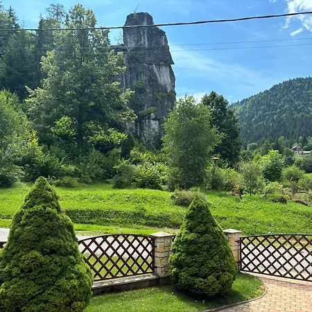 Pobytový Domček Studničná Сasa de vacaciones Komjatná