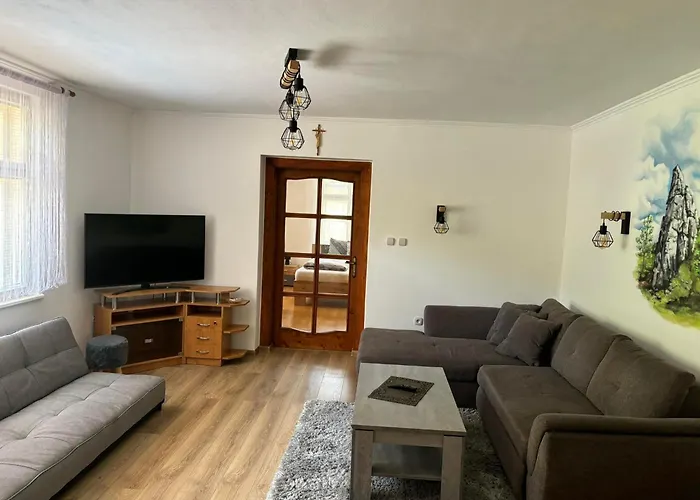 Pobytovy Domcek Studnicna Komjatna