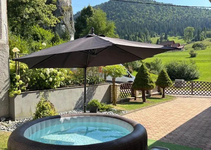 Pobytovy Domcek Studnicna Дом отдыха Komjatna